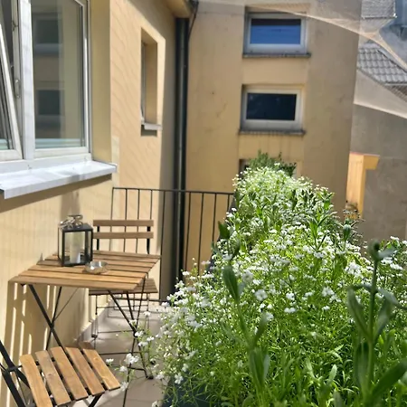 Tomasza Street Main Square アパート